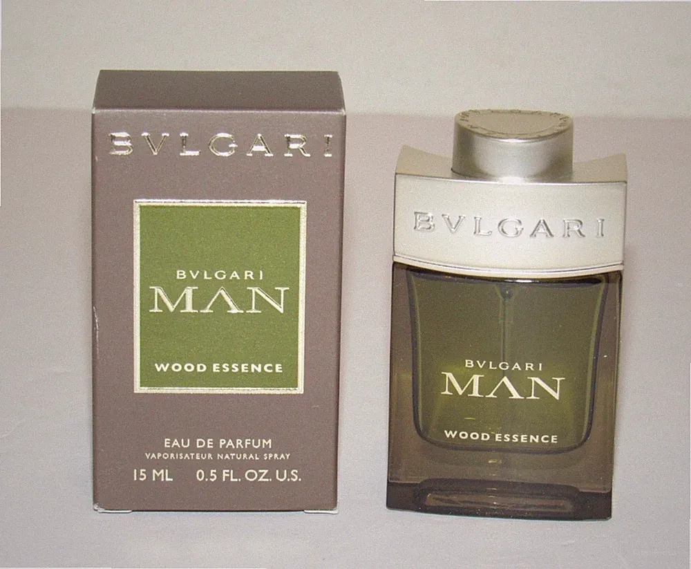 Bulgari Man Wood Essence Eau de Parfum 0.5 Oz 15 mL Travel Spray Perfume Bvlgari